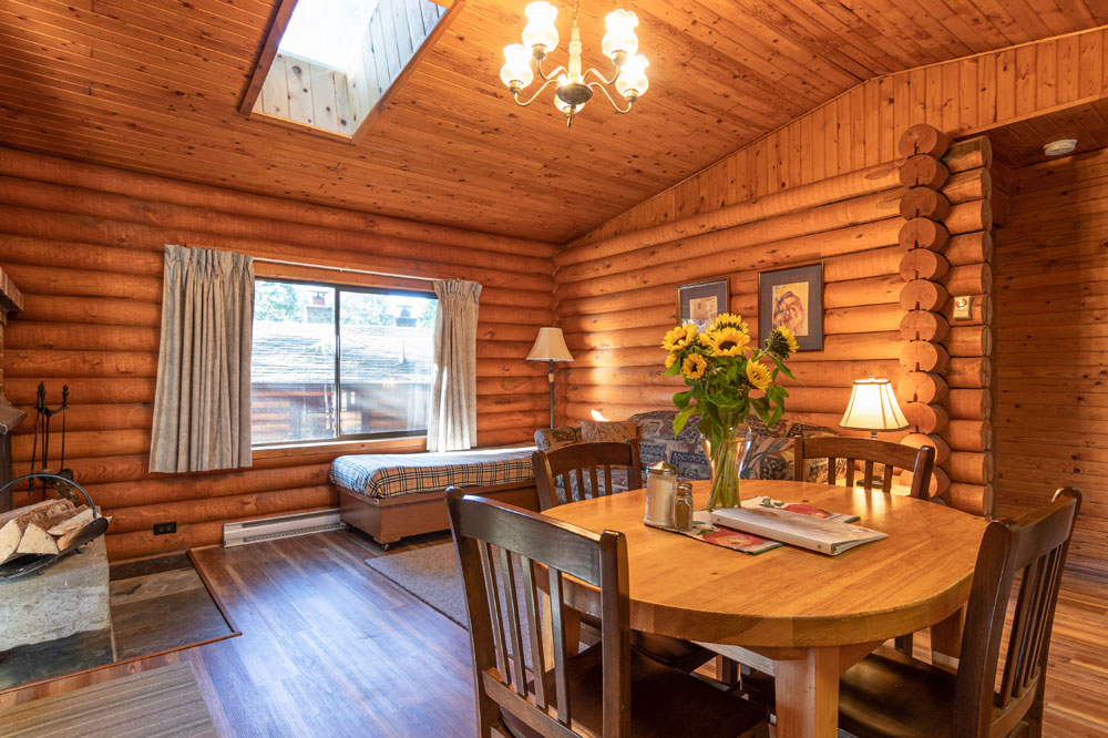 One Bedroom Cabin at Cusheon Lake Resort